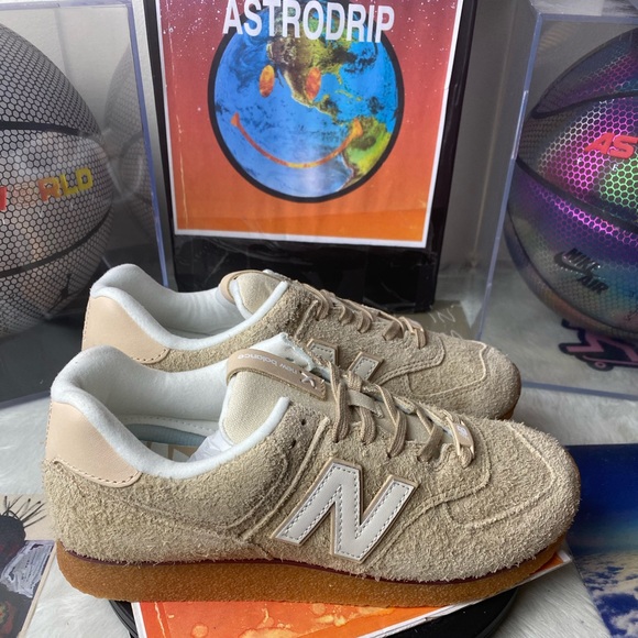 New Balance Shoes | New Balance 574 Khaki Tan Womens 85 | Poshmark New Balance Shoes | New Balance 574 Khaki Tan Womens 85 | Poshmark